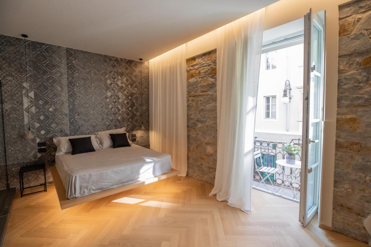 S1 Luxury Suites And Rooms Trieste Esterno foto