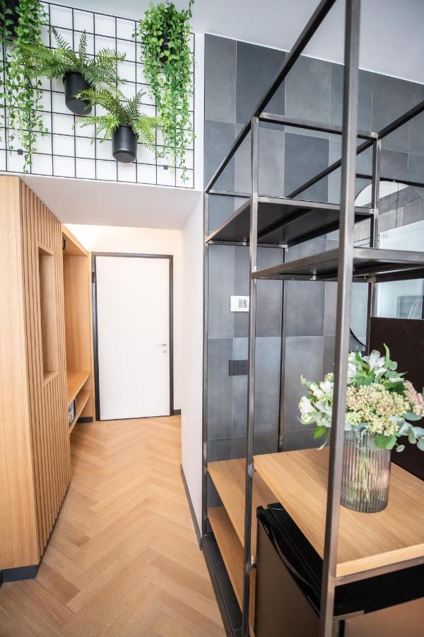 S1 Luxury Suites And Rooms Trieste Esterno foto